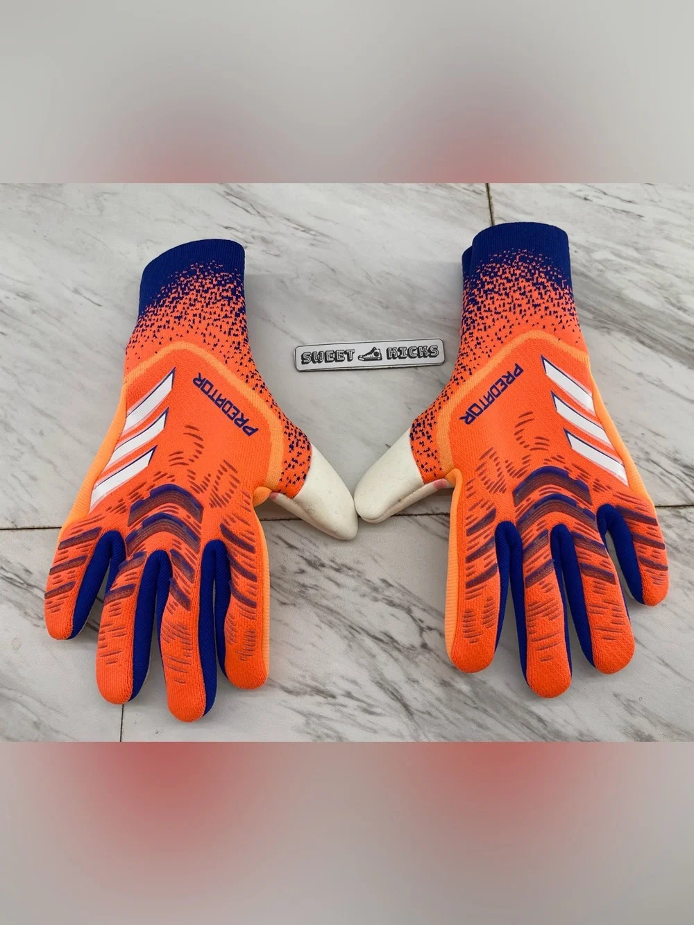 Adidas Predator Pro Goalkeeper Gloves
